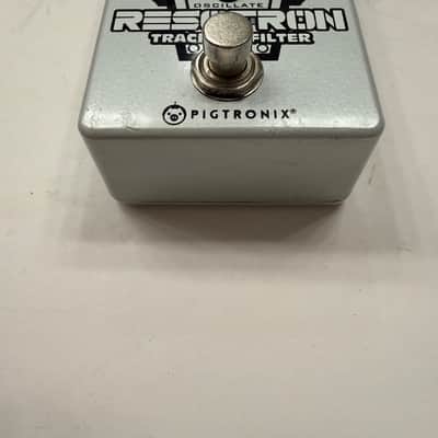 Pigtronix Resotron Analog Tracking Envelope Filter Guitar Effect Pedal image 3