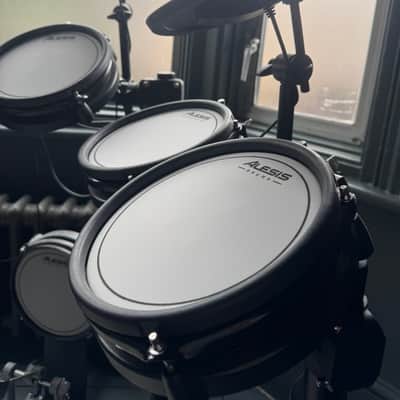 Alesis Nitro Pro Electronic Drum Set 2024 - Present - Black image 5