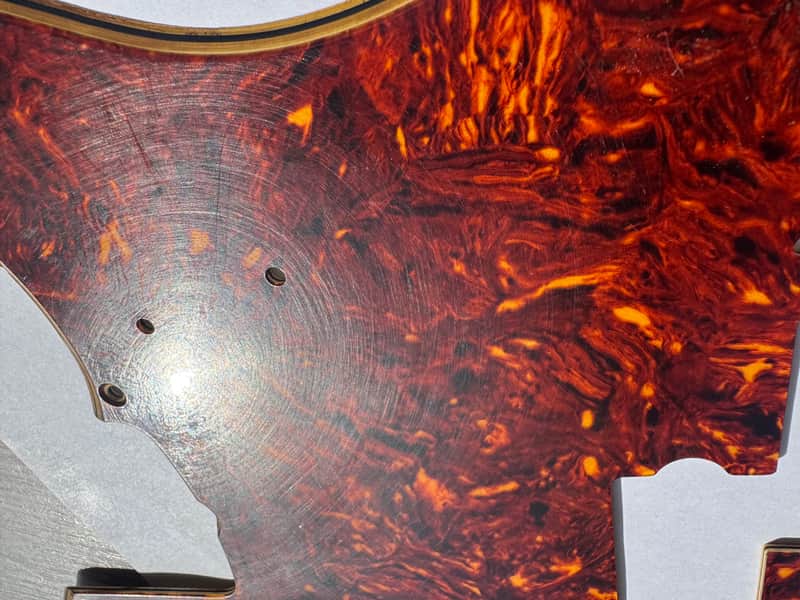Vintage Fender Precision 60 thru 71  Tortoise USA avri 62 60’s pickguard USA