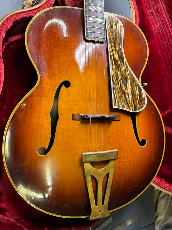Gibson Super 400 1947 - Sunburst #A461 image 1