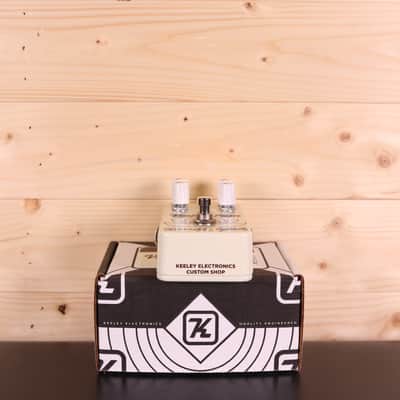 Keeley Eddie Heinzelman Verb-o-Trem - Reverb & Tremolo Dual Guitar Effect Pedal image 3