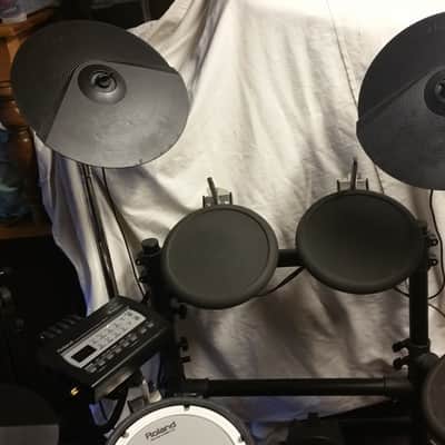 Roland TD-3 electronic drum set with sticks and stool (New price £650) image 6