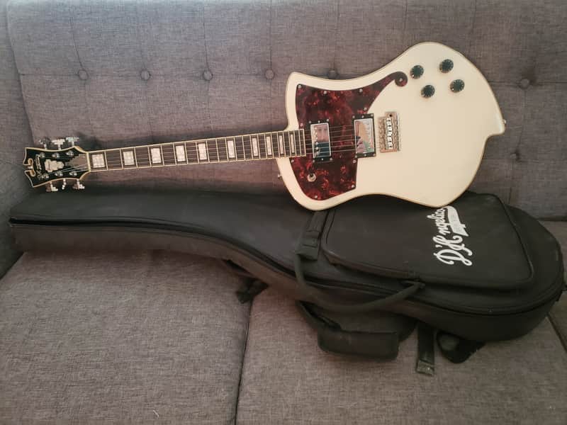 D'Angelico Premier Ludlow Offset with Tremolo 2010s - Antique White image 1