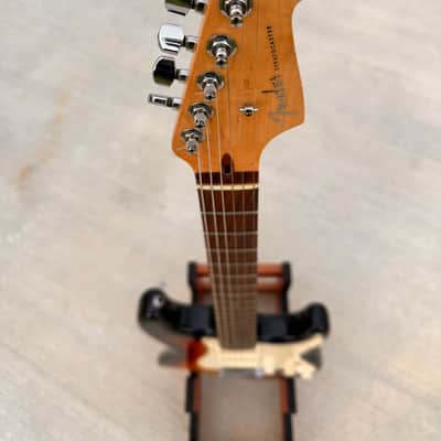Fender American Deluxe Stratocaster Alder with Rosewood Fretboard 2005 3-Color  Sunburst image 11
