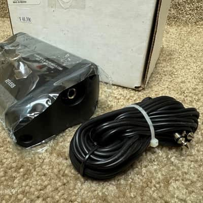 Fender 2-Button Footswitch 1/4" Jack Channel/Reverb image 5