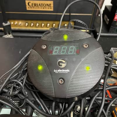 TC Electronic G Minor MIDI Footswitch+Adapter+Cables image 3