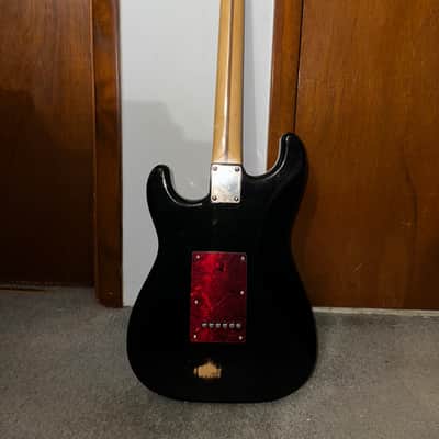 1984 FENDER STRATOCASTER FROM THE FAMED FUJIGEN (FGN) FACTORY image 5