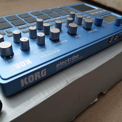 Korg Electribe 2 - EMX2 Music Production Station - Blue with DECKSAVER image 6