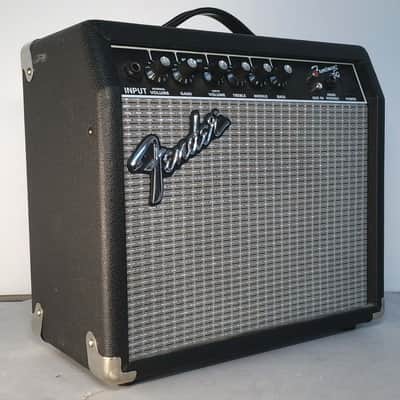 Fender Frontman 15G Guitar Combo Amplifier Practice Amp Solid State image 4