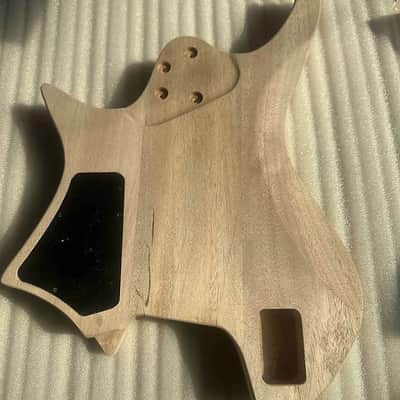 Headless Guitar Unfinished Mahogany Body with Tiger Maple Veneer Top image 5
