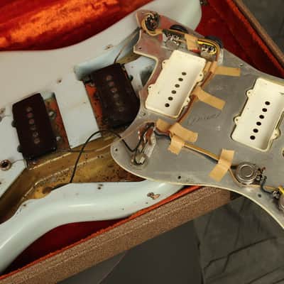 RARE custom color 1962 pre-CBS Fender Jazzmaster w/SLAB BOARD original SONIC BLUE over Sunburst image 23