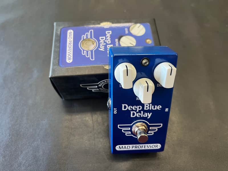Mad Professor Deep Blue Delay Handwired | Reverb