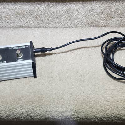 Fender Ultimate Chorus DSP 2-Channel 2 x 65-Watt 2x12" Stereo Solid State Guitar Combo with Onboard Effects 1995 - 2000 - Black - USA image 12