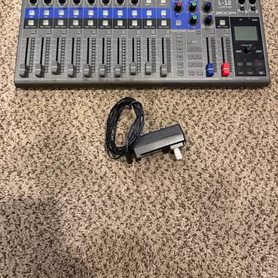 Zoom LiveTrak L-12 Digital Mixer / Recorder 2010s - Grey / Blue image 12