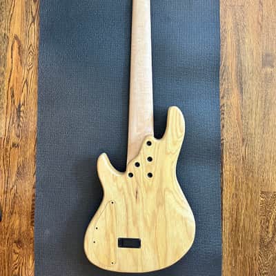 Tom Clement Bass 6 String image 8