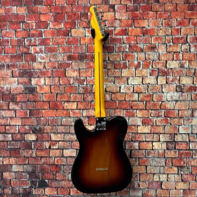 Fender American Professional Classic Telecaster - 3 Colour Sunburst w/Bag image 3