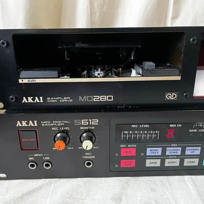 Akai S612 MIDI DIGITAL SAMPLER & MD280 SAMPLER DISK DRIVE w/ disk Bild 3