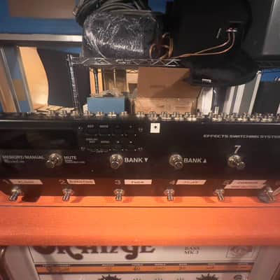 Boss ES-8 Effects Switching System | Reverb