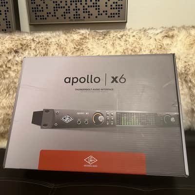 Universal Audio Apollo x6 Thunderbolt 3 Audio Interface 2018 - Present - Black image 1