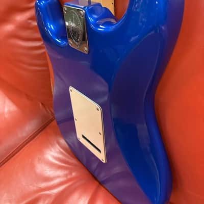 2004 50th Anniversary Fender American Series Stratocaster with Maple Fretboard Chrome Blue image 15