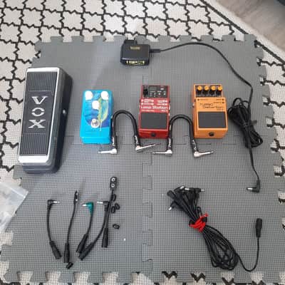 Lot pédales guitare – DS‑2 + RC‑3 + Daiquiri Compressor + Vox Wah + alim + patch cables Fender image 14