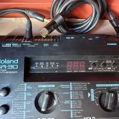Roland GR-30 Guitar Synthesizer 1996 - 2000 - Black image 3
