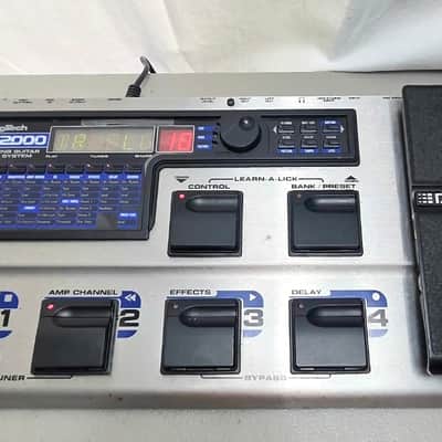 DigiTech RP2000 Guitar Multi-Effects Processor Pedalboard - (MAKE