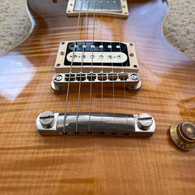 Gibson Les Paul Standard Premium Plus | 2005 Honeyburst Plus Top | 60s Neck image 3