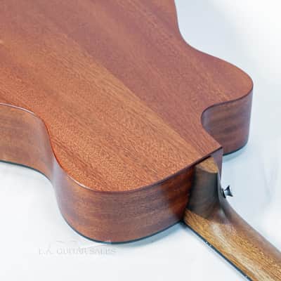 Martin 000C Jr E 000 Junior-14 Fret Cutaway, Acoustic Electric #66567 @ LA Guitar Sales image 6