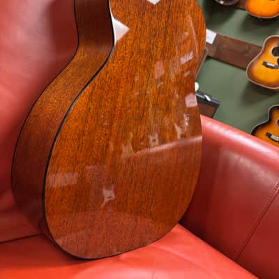 2013 Martin Custom Shop 00-14 (00-18) Adirondack Top Ambertone image 14
