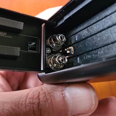 Sennheiser 🔥 Sennheiser SKP 500 G4 Plug-On Transmitter – 799–865 MHz – Pro Level – Advanced & Reliable image 16