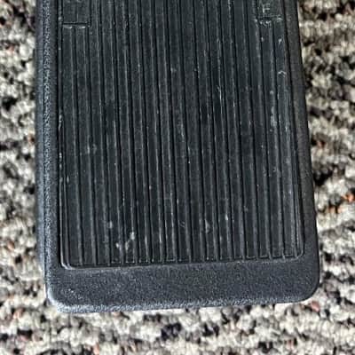 JIM DUNLOP Cry Baby Standard Wah GCB95 Guitar Effects Pedal image 3