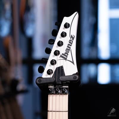 Ibanez Genesis RG550 - White Flat image 8