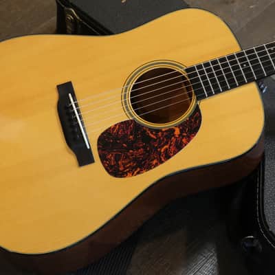 2005 Martin D-18GE Golden Era Dreadnought Acoustic Guitar Natural + OHSC image 3