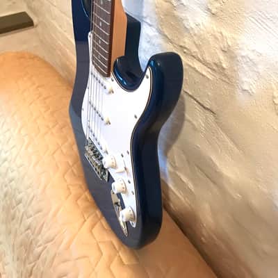 ! Vision ST-5 electric guitar in translucent blue - Strat style ! image 6