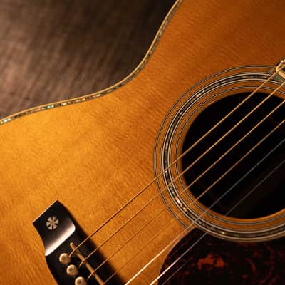 Martin OM-42 – Low Profile Neck – Sitka Spruce / East Indian Rosewood – Original Martin Hardshell Case image 5