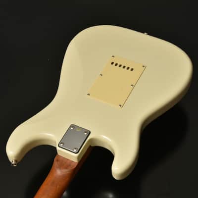 Bacchus BST-2-RSM/M - Roasted Maple Neck - OWH (Olympic White) Universe Series image 8