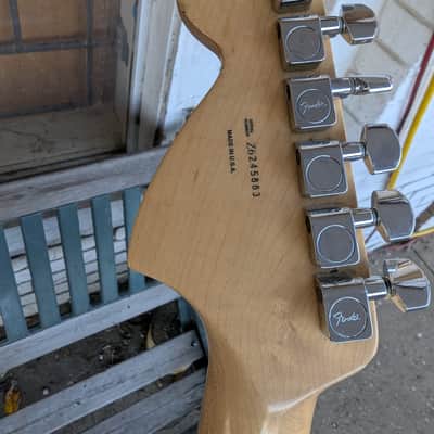 Fender Stratocaster Hwy 1 2006 - vintage white image 10
