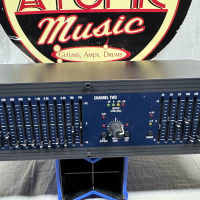 dbx 1215 Graphic Equalizer EQ Rack 2006 image 3