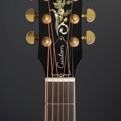 Gibson J-45 Custom 2009 - Sunburst image 6