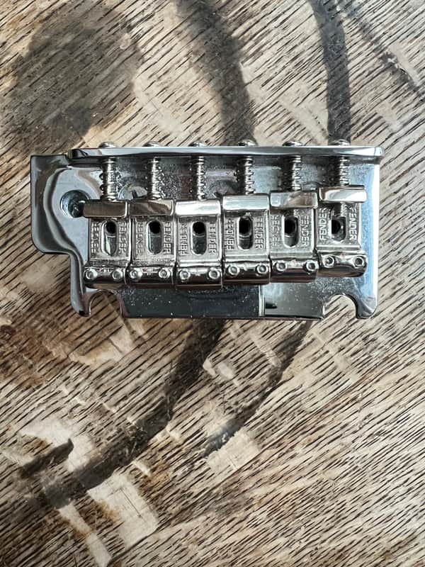 Fender Stratocaster tremolo unit 2022 - Chrome image 1