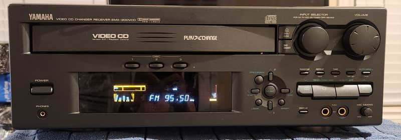 Yamaha Yamaha EMX-200VCD  vintage 3-disc carousel Video CD (VCD) changer /Receiver 1997 - Black