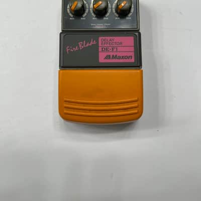 Maxon DE-F1 Fire Blade Digital Delay Rare Vintage Guitar Effect Pedal MIJ Japan image 1