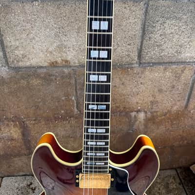 Yamaha SA2200 1992 - Present - Violin Sunburst image 2
