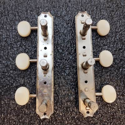 Vintage 1953-1956 Kluson "No Line" Strip Tuners - 3 Per Side image 2