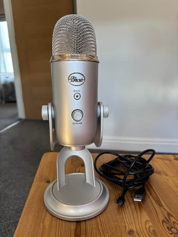 Blue Yeti Multipattern USB Microphone | Reverb UK