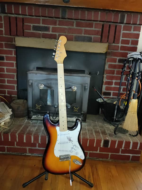Strat Copy Signed by the band Mountain (Leslie West and Corky Laing) image 1