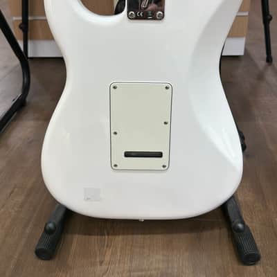 Fender Stratocaster 2024 - Blanche image 4