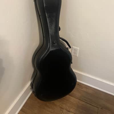 Crossrock Air 4/4 Classical Guitar Flight Case, 100% Carbon Fiber Hard Shell with Backpack and Protective Cover image 2