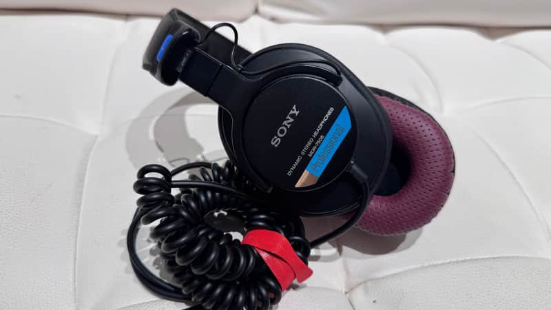 Sony MDR-7506 Studio Headphones 2010s - New Ear Pads image 1